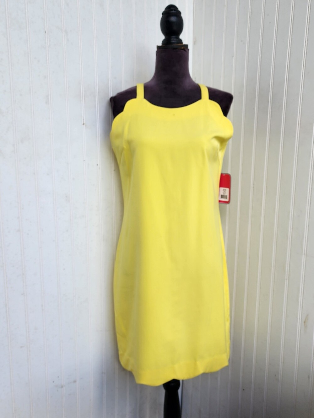 NWT Sunsets & Sweet Tea Yellow Knee Length Sleeveless Dress Scalloped Stretch M